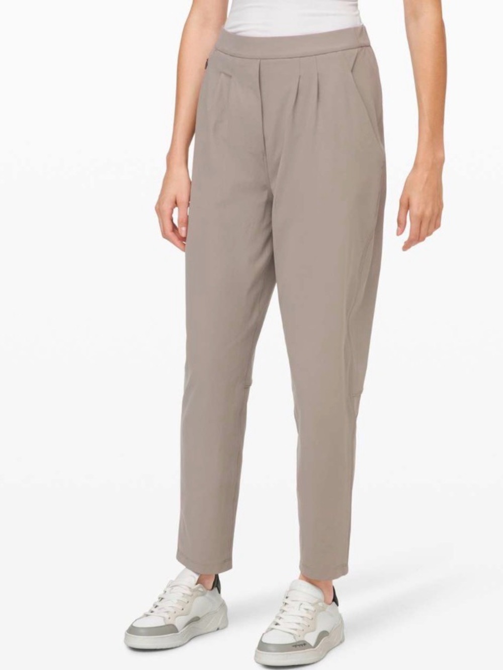 NWOT Lululemon Essential High-Rise Trouser|8|Carbon Dust